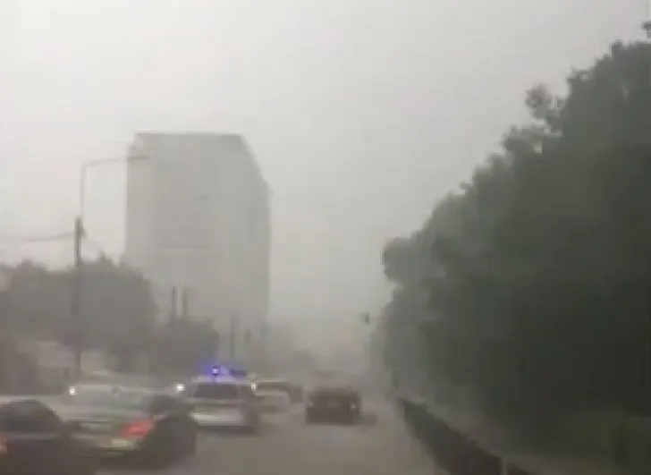 Prognoză meteo specială pentru CEX PSD: vijelie, grindină şi ploi torenţiale