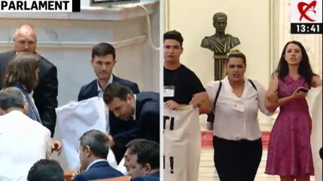 Un protestatar, despre scandalul din Parlament: "Am cerut noi să venim. Nu ne-a adus nimeni"