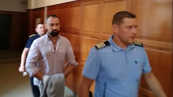 Presupusul autor al triplei crime de la Satu Mare pledează nevinovat