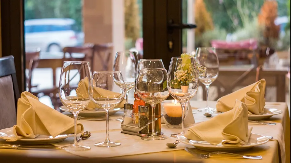 Două alimente pe care n-ar trebui să le mănânci niciodată la restaurant