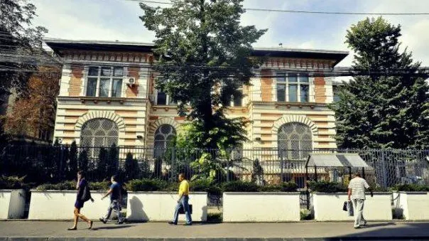 Fostul sediu al Ambasadei SUA, scos la licitaţie la 5.500.000 de euro