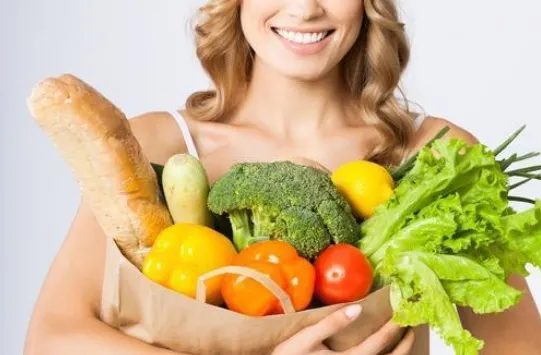 Ce să mănânci ca să slăbeşti rapid 15 kg. Dieta care redefineşte silueta