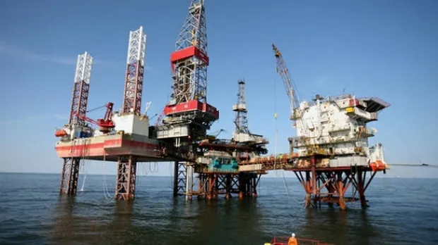 Șefii OMV Petrom și ExxonMobil România, la dezbaterea din Parlament pe Legea offshore
