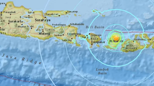 Cutremur puternic de 6,4 grade în Indonezia. Cel puţin 10 oameni au murit