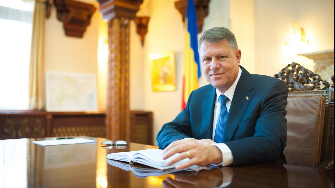 Președintele Iohannis atacă la CCR legea privind organizarea profesiei de mediator