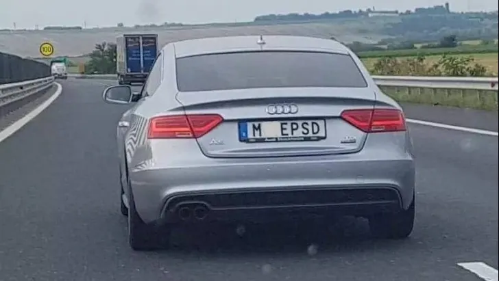 Dosar penal pentru șoferul cu numere de înmatriculare ”M..E PSD”