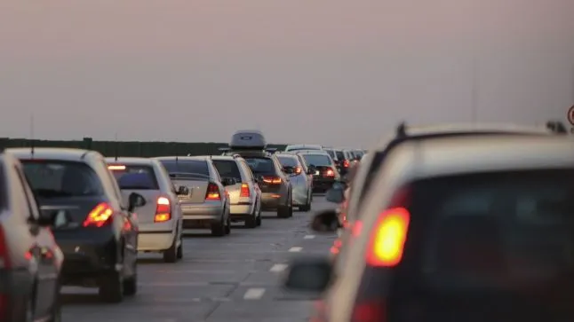 Atenţie şoferi! Trafic rutier îngreunat pe Autostrada Soarelui