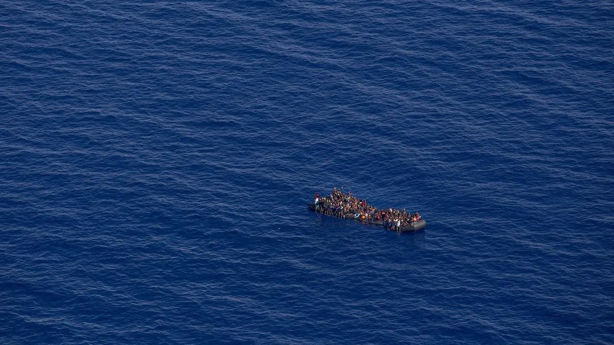 Peste 100 de persoane, salvate în Marea Mediterană