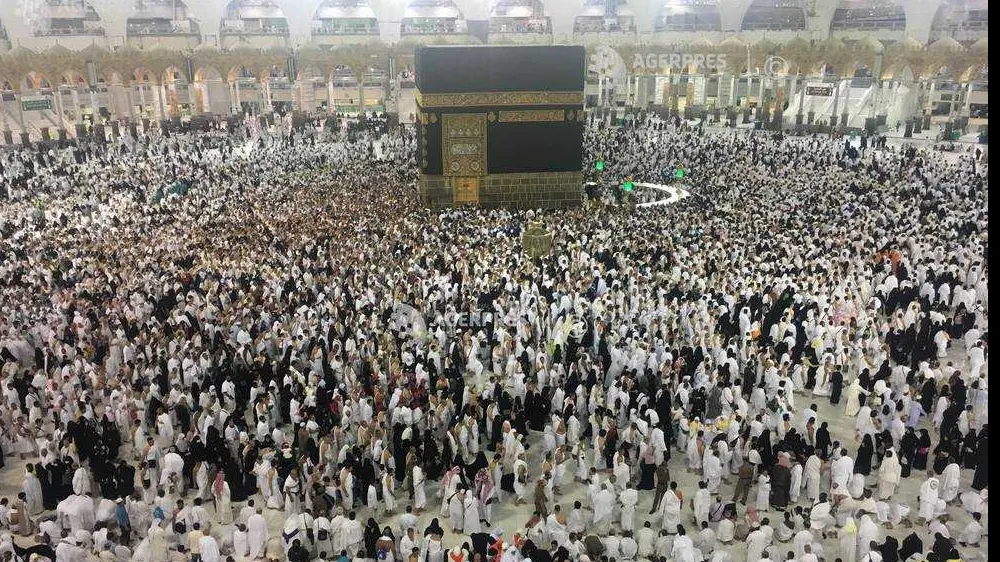 Aglomeraţie infernală la Mecca. Peste 2 milioane de musulmani celebrează Sărbătoarea Sacrificiului