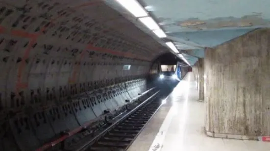 Defecțiune la metrou. Călătorii, debarcați la stația Dristor
