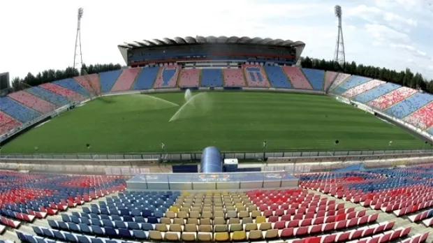 "Templul" devine istorie! Încep lucrările de demolare la stadionul Steaua! Festivităţi în Ghencea