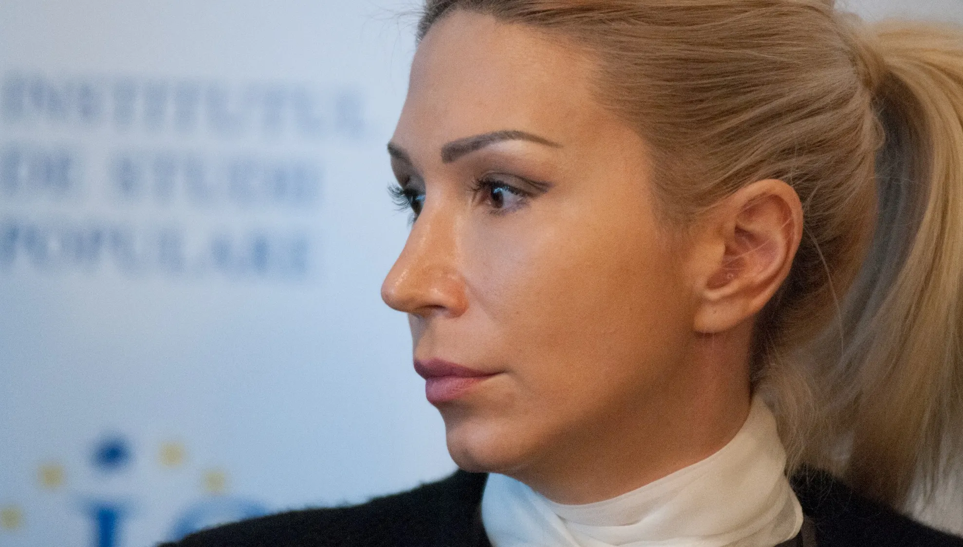 Raluca Turcan către Carmen Dan: Aveţi pe mâini sângele oamenilor gazaţi şi loviţi pe 10 august
