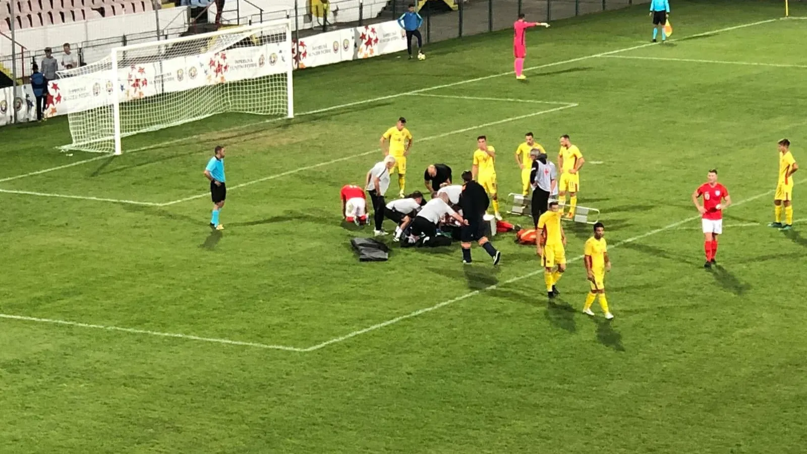 Un fotbalist englez a ajuns direct la spital, dupa un meci disputat pe Gloria