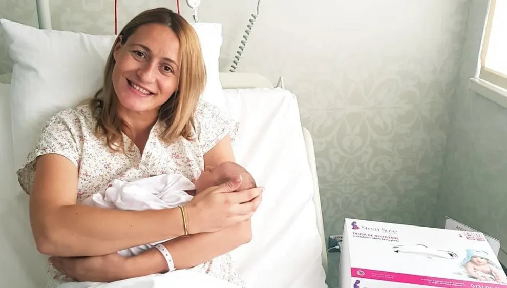 Camelia Potec, prima imagine cu fetiţa pe care a născut-o săptămâna trecută