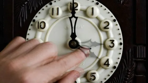 Când se schimbă ora? Noaptea în care trece la ORA DE IARNĂ 2018 în această toamnă!