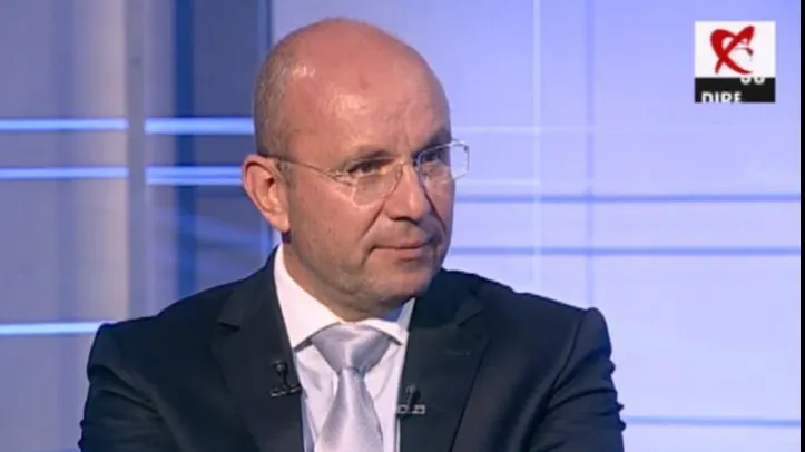 Cozmin Gușă: "Dragnea vrea să-i pună în genunchi pe șefii serviciilor prin limitarea mandatelor"