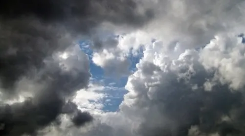Un CICLON puternic loveşte, astăzi, România! Avertismentul meteorologilor