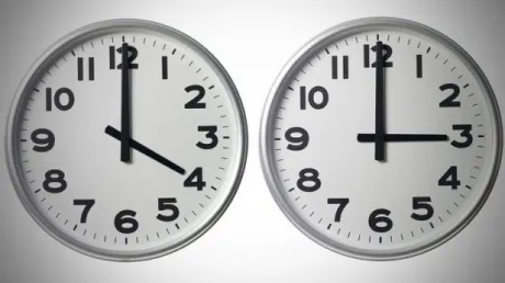 Când se schimbă ora? Data la care vom da ceasurile înapoi