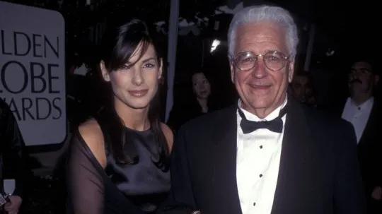 Sandra Bullock este în doliu
