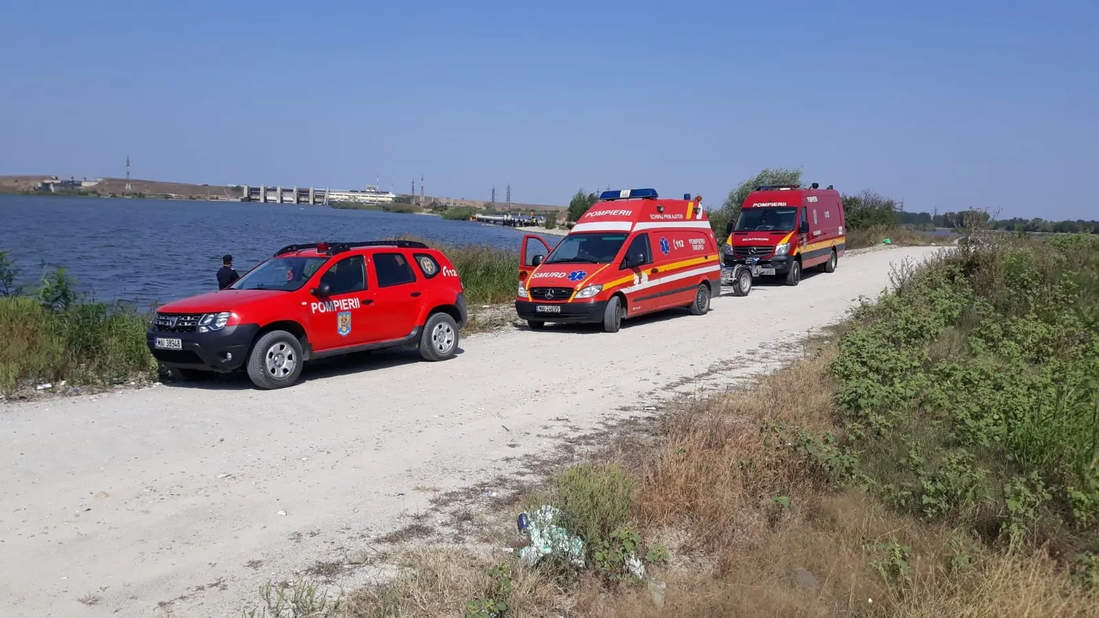 Acţiune de salvare a unui tânăr despre care se credea că s-a înecat în Olt. Ce a urmat este ireal