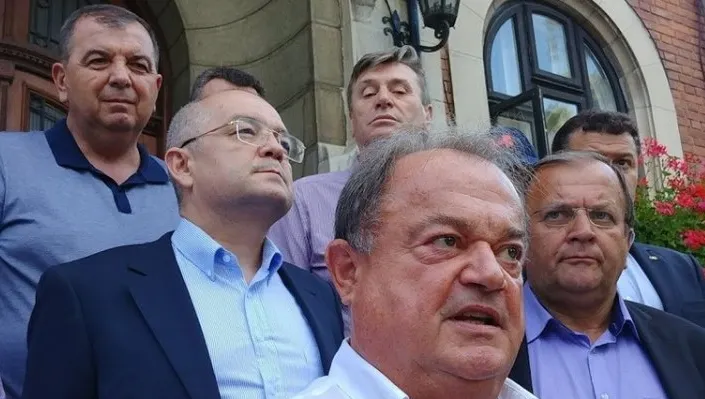 Greii PNL, marii absenți ai Școlii de Vară a TNL. Cum motivează aceștia