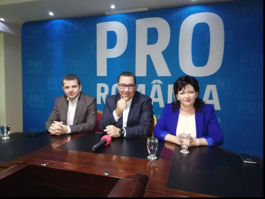 Ponta a dat lovitura la Tulcea. Ştefana Zibileanu a plecat cu 50 de membri PNL după ea!