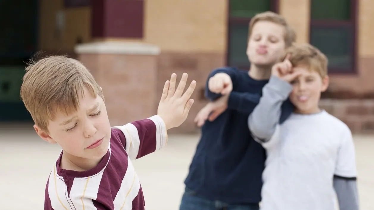 Deputații au adoptat legea anti-bullying
