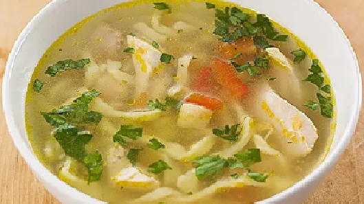 Cea mai bună ciorbă de cocoş pe care ai gustat-o! Ingredientul care face diferenţa. Reţeta