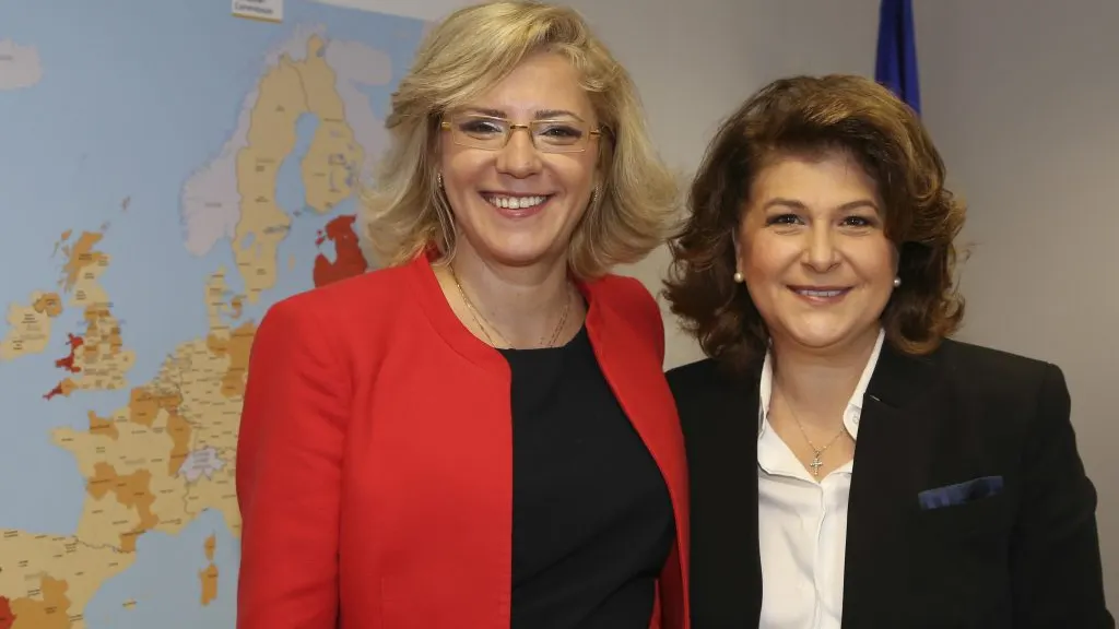 Rovana Plumb își atacă fosta colegă de partid: Criticile Corinei Crețu sunt ”în registru politic”
