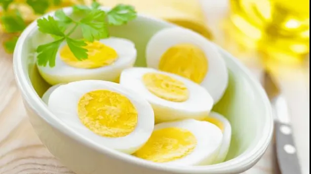 Ce se întâmplă în organism dacă mănânci un ou fiert pe zi