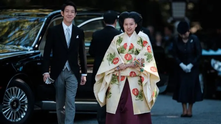 Cu cât va fi despăgubită prințesa Japoniei pentru că a renunțat la titlu