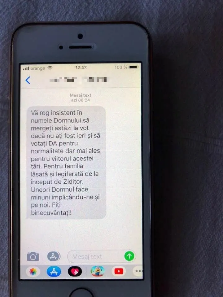 SMS-uri cu îndemnuri religioase pro referendum primite de bucureşteni
