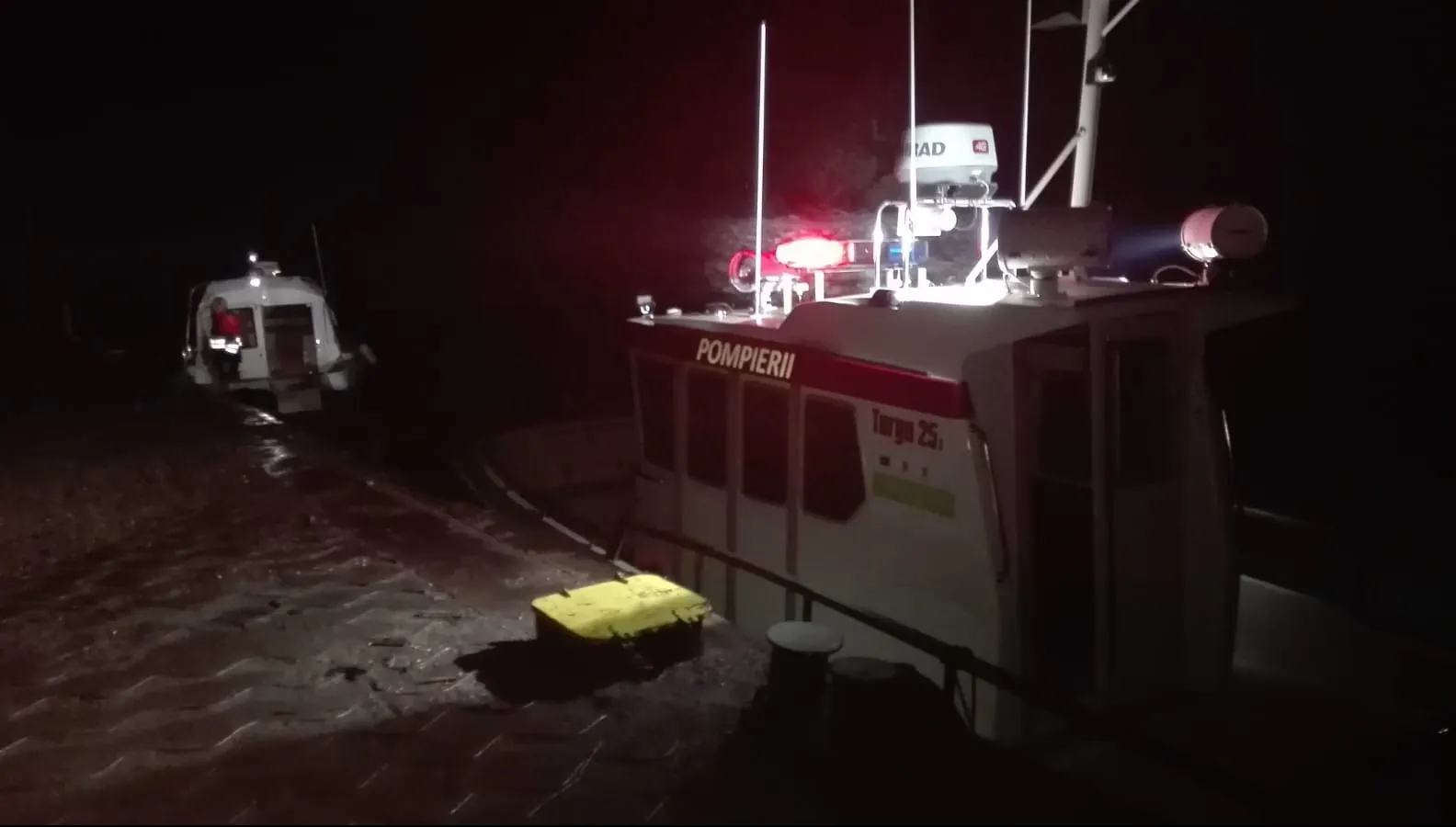 Accident naval mortal pe Dunăre. O barcă a intrat într-o barjă
