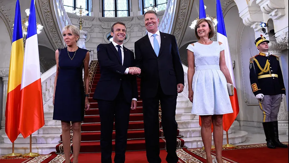 Klaus Iohannis de întâlnește cu Emmanuel Macron