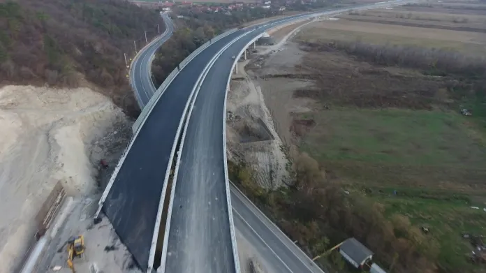 Constructorii Autostrăzii Lugoj-Deva asigură că termenul de finalizare, august 2019, va fi respectat