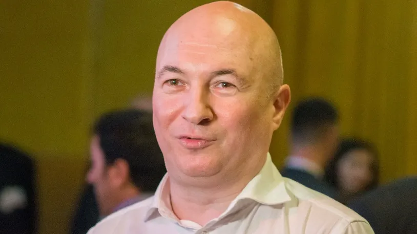 Demisia lui Paul Stănescu. Varianta Codrin Ștefănescu