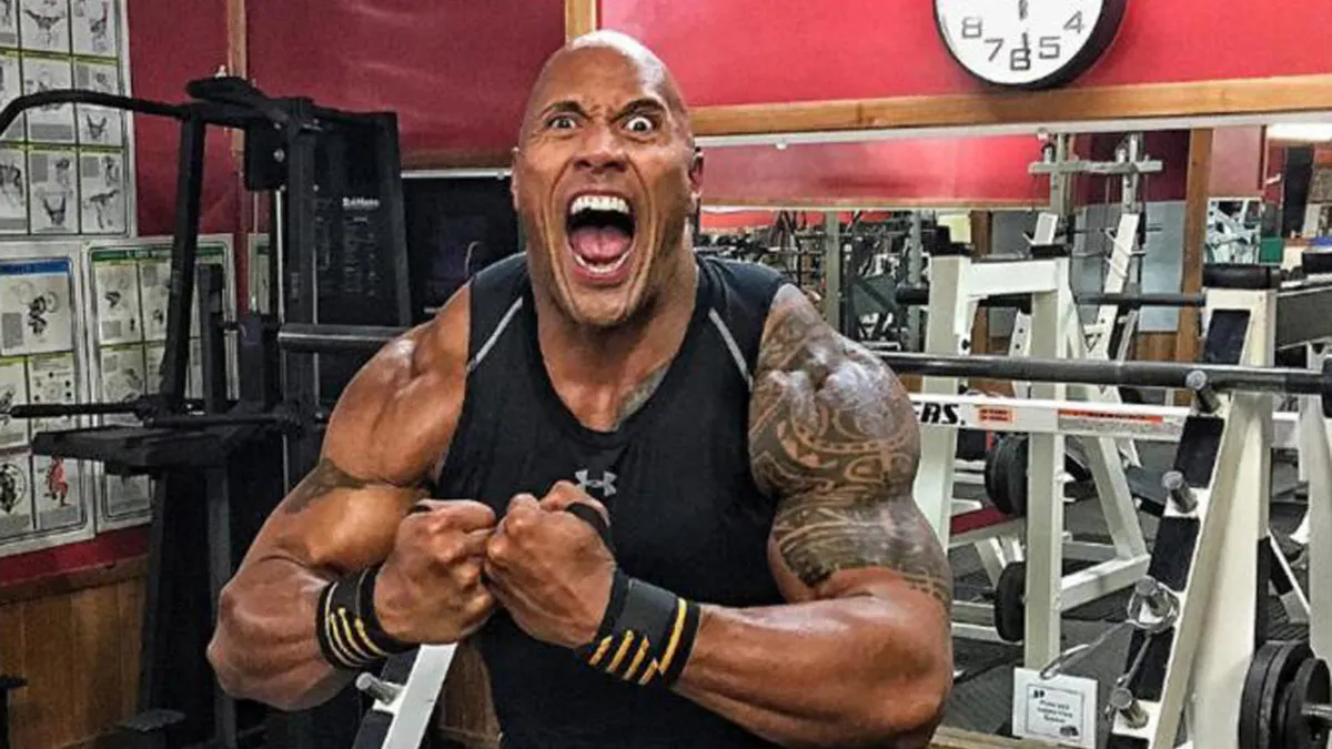 The Rock Dwayne Johnson. Ce mănâncă atunci când nu ține dietă. E uluitor!