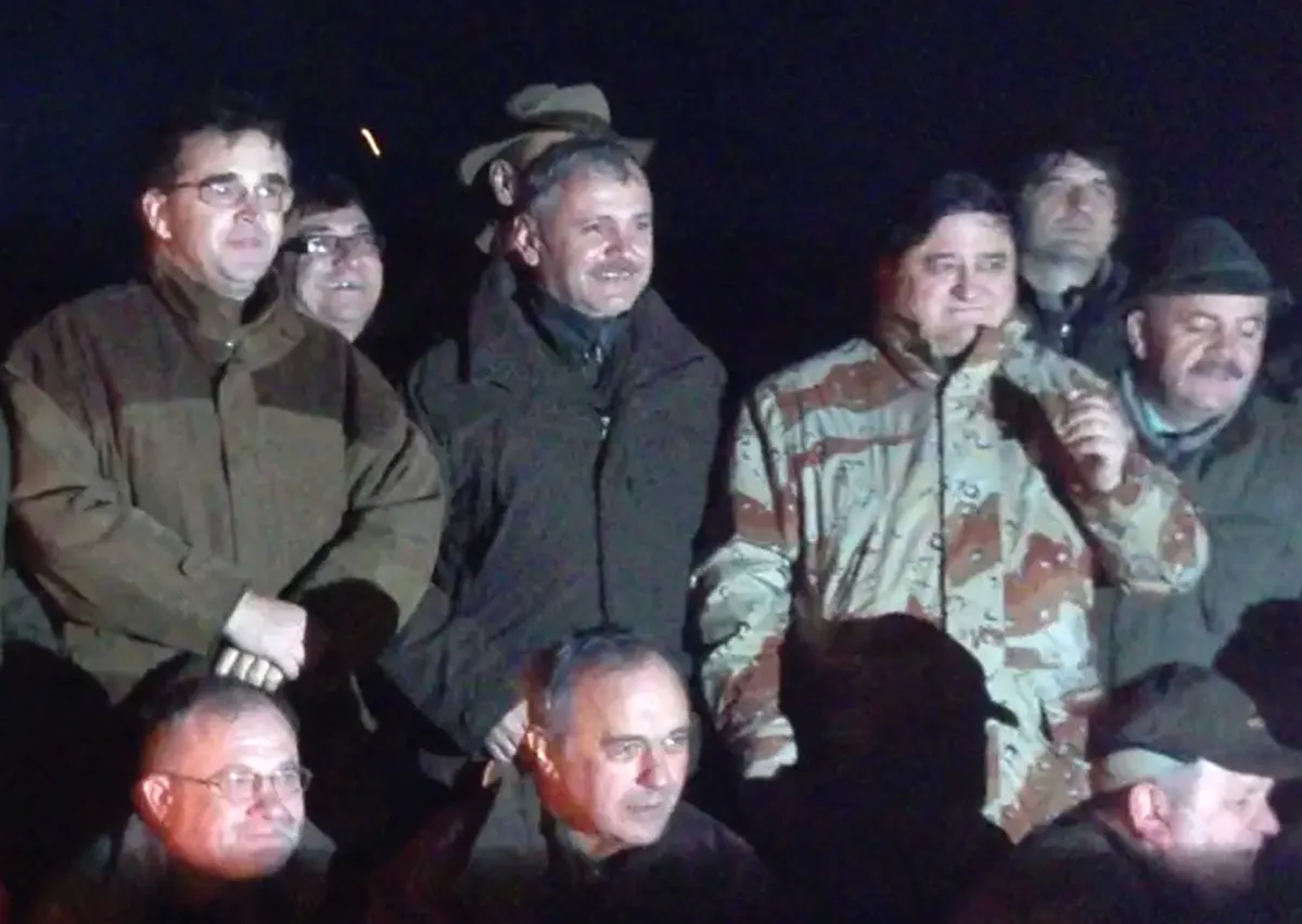 Noi dezvăluiri din #valiză. Dragnea și șeful Tel Drum, împreună la vânătoare de 31 de ori