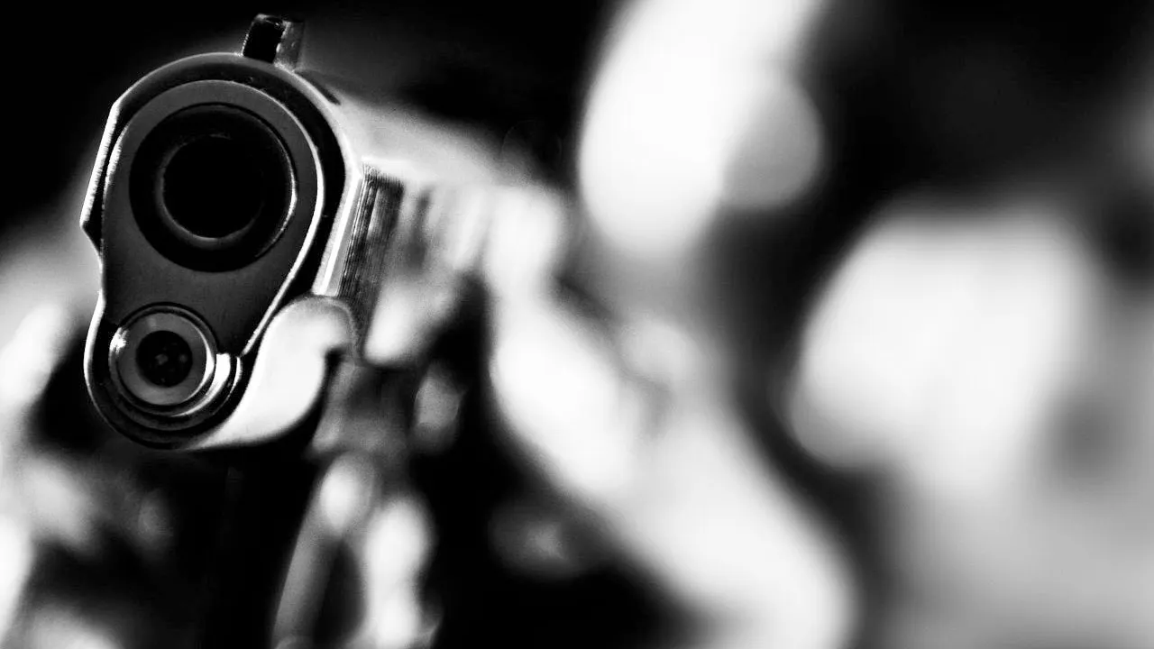 Adolescent de 17 ani din Braşov, găsit împuşcat mortal