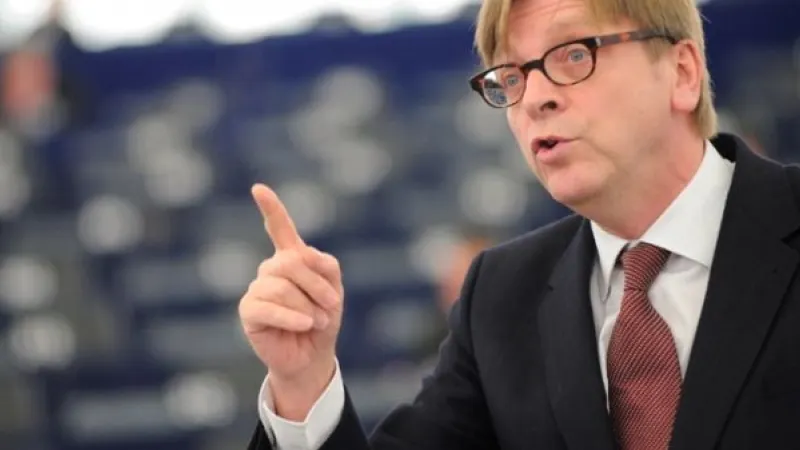 Guy Verhofstadt anunță posibila capitulare a lui Tăriceanu în disputa pe justiție