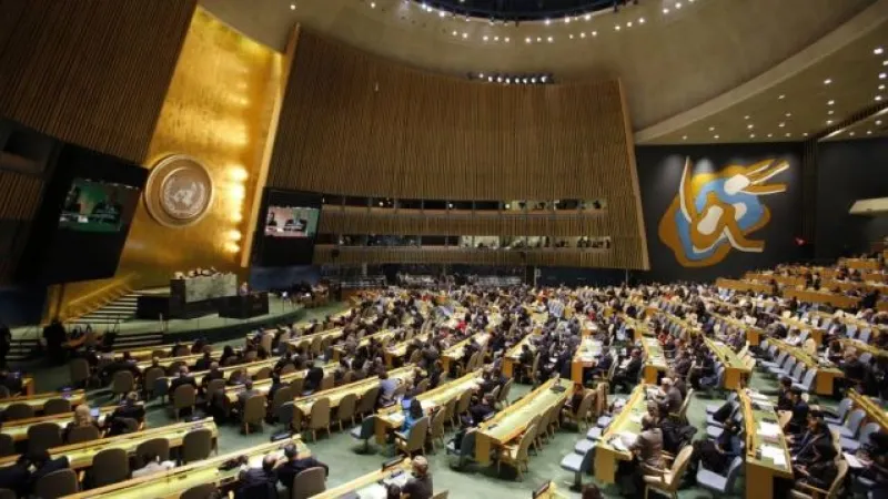 ONU avertizează: Rusia şi Ucraina trebuie să fie "reţinute". Marinarii, arestaţi preventiv