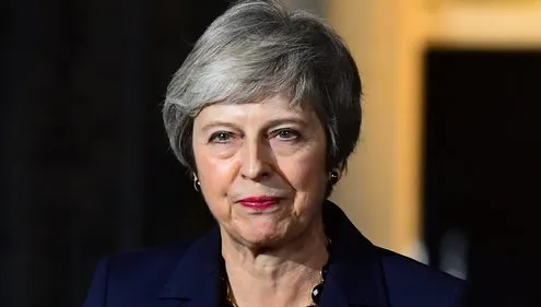 Theresa May respinge contrapropunerile rivalilor săi privind Brexitul