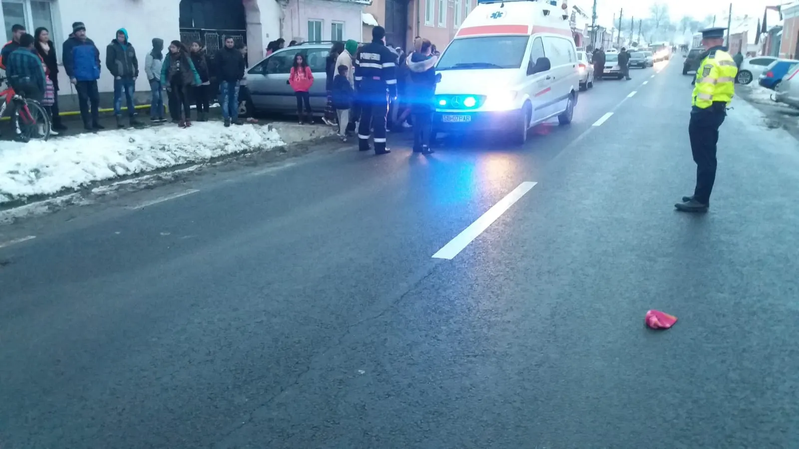 Realitatea de Sibiu: O fetiță de 8 ani a murit, după ce a fost lovită de o mașină