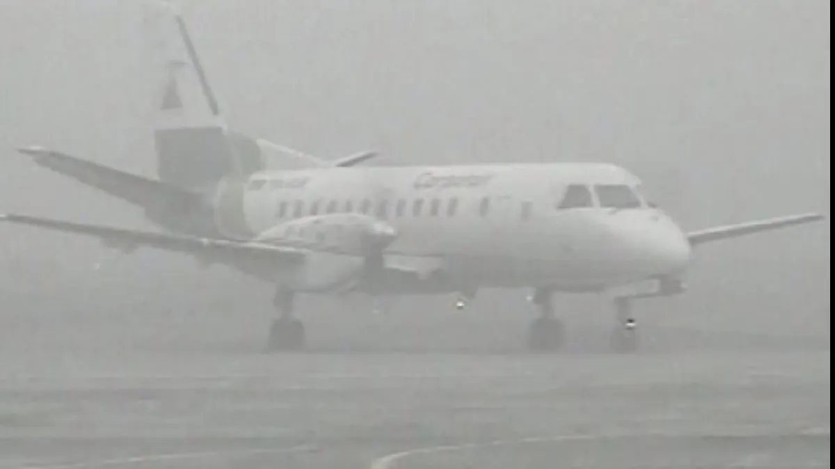 Cursă aeriană deviată din cauza vremii rele de la Sibiu