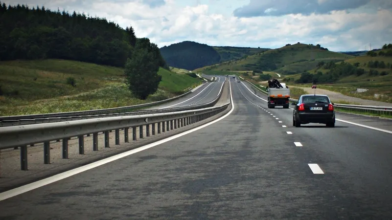 Când ar putea fi finalizată autostrada Ploieşti - Comarnic - Braşov. Anunţă Dăncilă