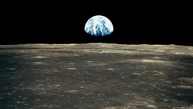 China pregăteşte lansarea unei misiuni istorice spre faţa nevăzută a Lunii