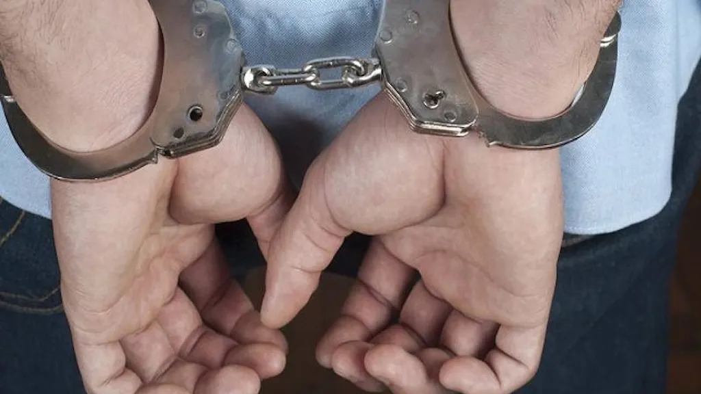 Adolescent de 15 ani, acuzat de crimă. Detalii cutremurătoare despre cum s-a petrecut omorul