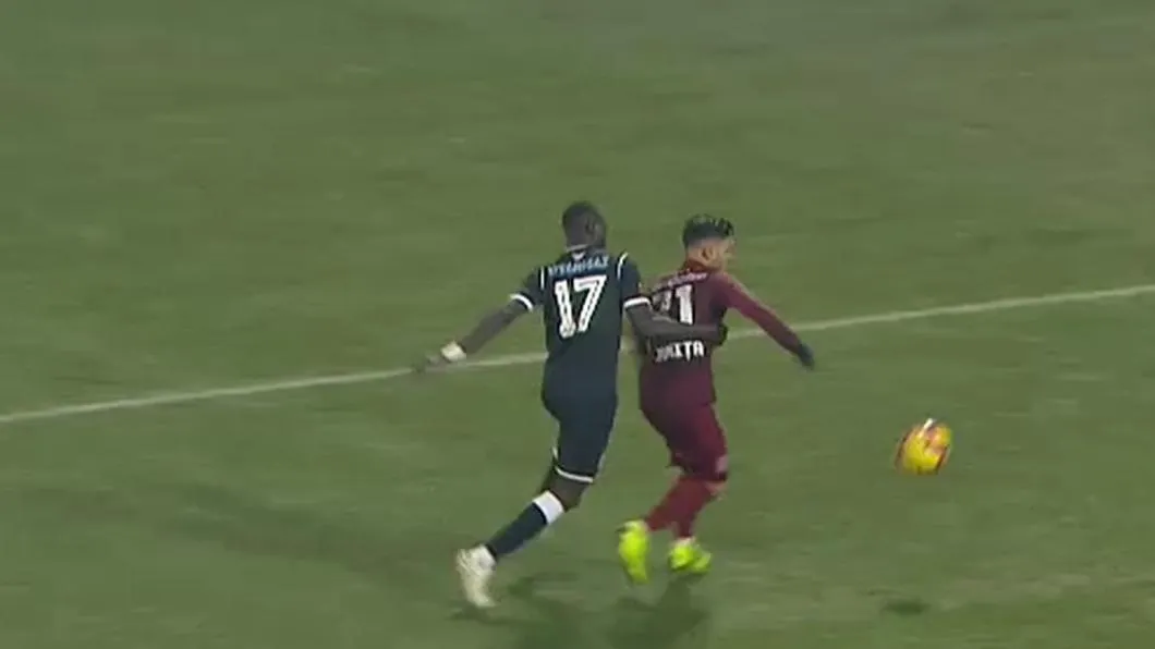 VIDEO | Porumboiu e convins că nu a fost penalty la Ioniță