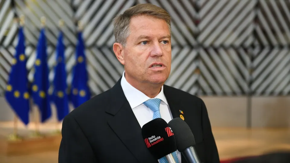 Iohannis, reclamat la CNCD după referirea la "autism"