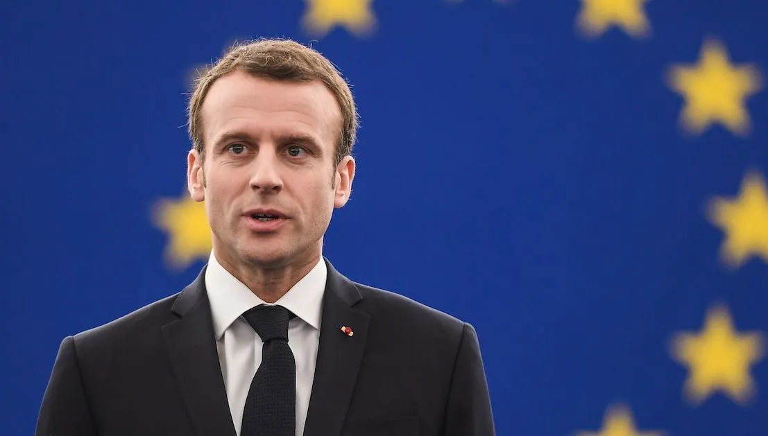 "Vestele galbene". Macron a decretat stare de urgenţă economică şi socială în Franţa